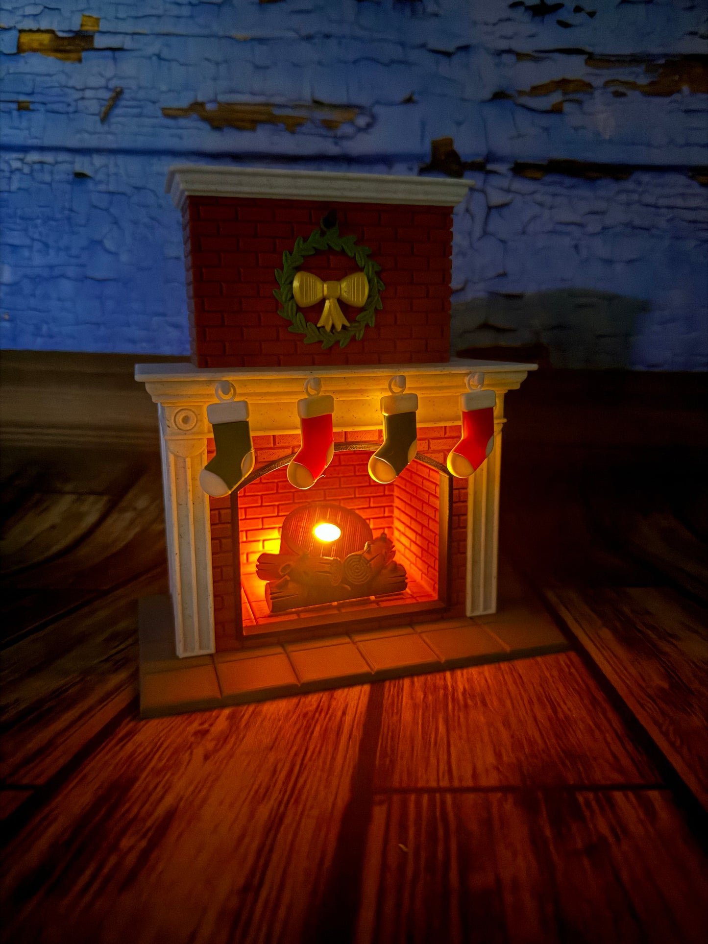 Fireplace w/ Tea light