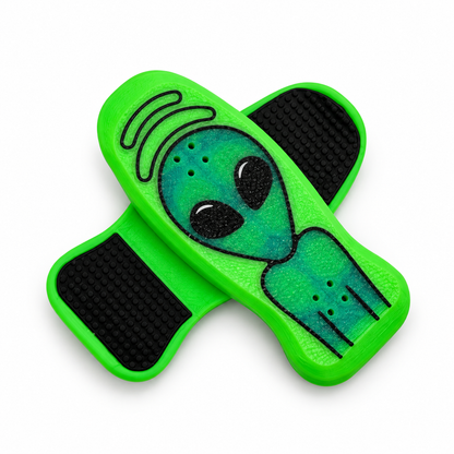KickFlips Green Alien magnetic fidget